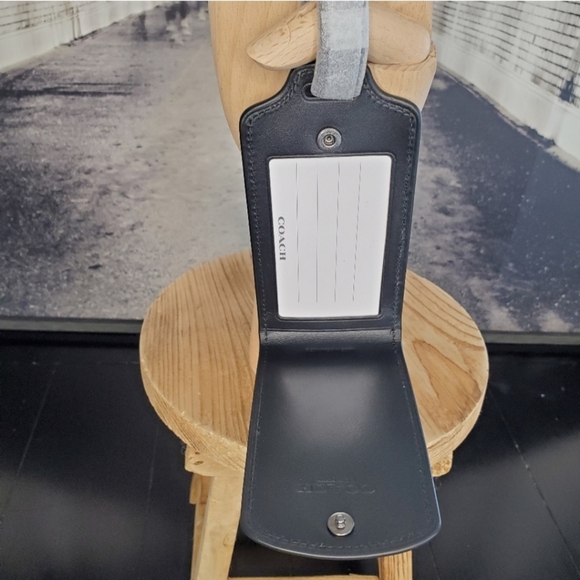Coach Gunmetal Luggage Tag NWT - Picture 2 of 5